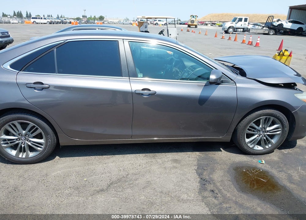2016 TOYOTA CAMRY SE VIN: 4T1BF1FK3GU243581