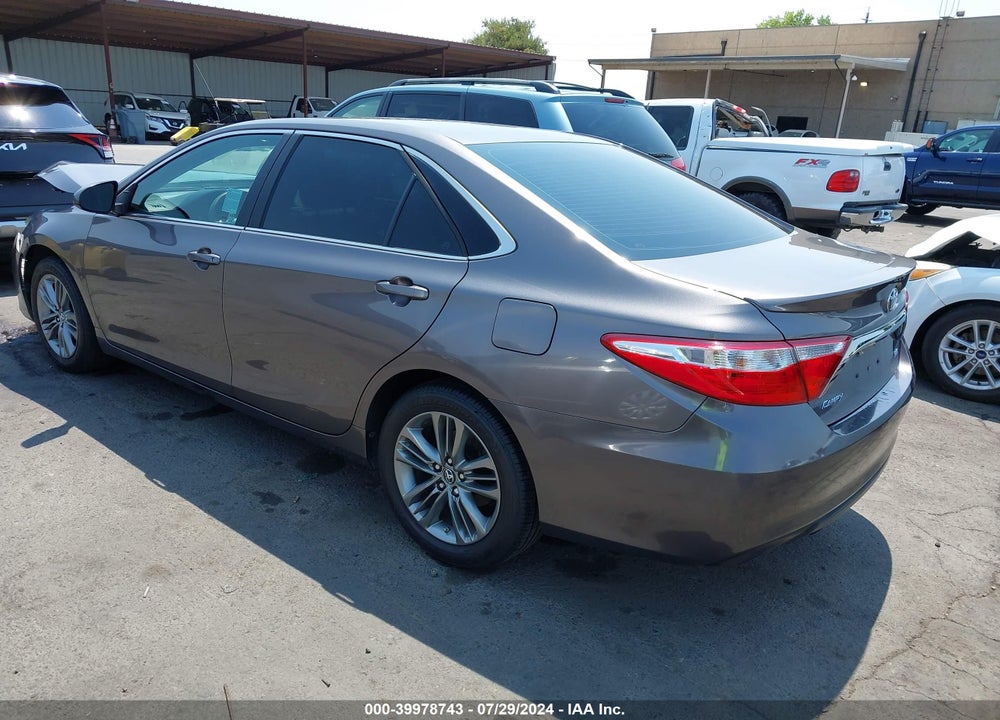 2016 TOYOTA CAMRY SE VIN: 4T1BF1FK3GU243581