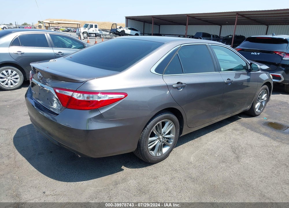 2016 TOYOTA CAMRY SE VIN: 4T1BF1FK3GU243581