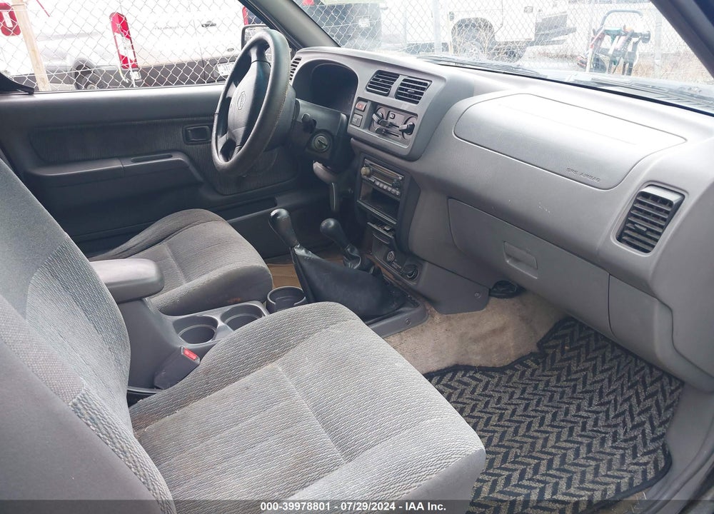 1998 NISSAN FRONTIER SE/XE VIN: 1N6DD26Y5WC322975