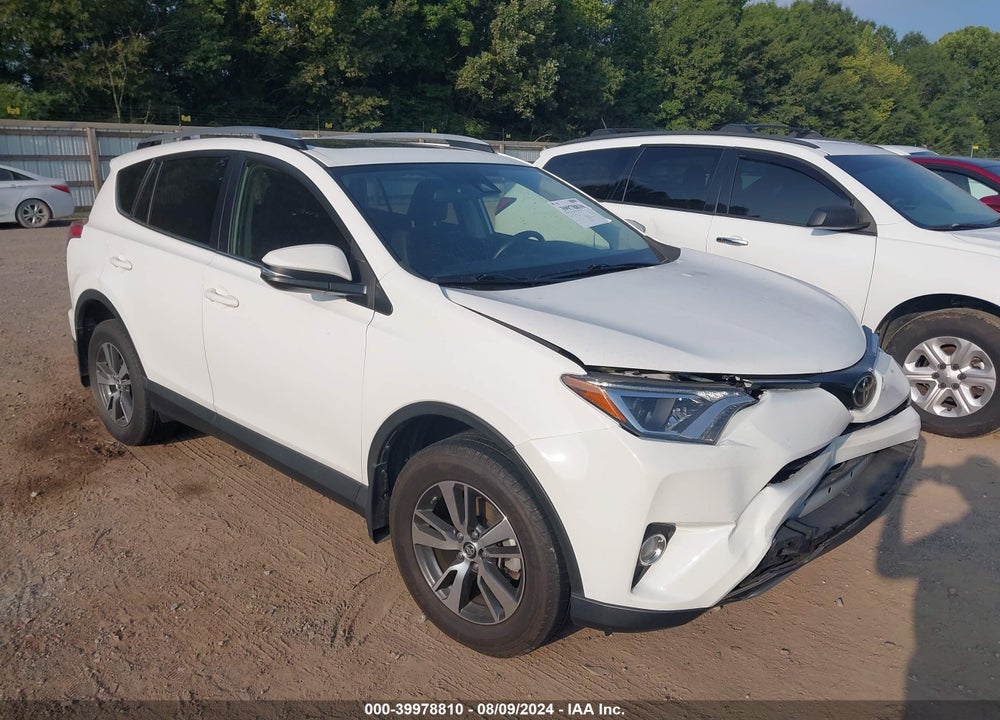 2017 TOYOTA RAV4 XLE VIN: JTMRFREV3HJ122873
