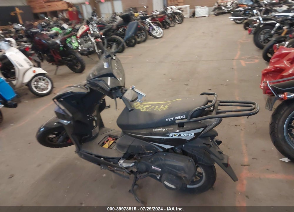 2023 ZNEN ZN150T-G VIN: L5YTCKBR4P1122482
