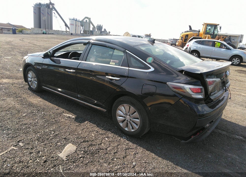 2016 HYUNDAI SONATA HYBRID SE VIN: KMHE24L18GA036076