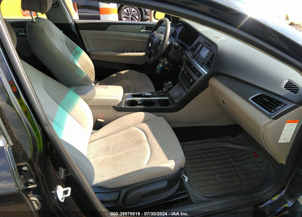 2016 HYUNDAI SONATA HYBRID SE VIN: KMHE24L18GA036076