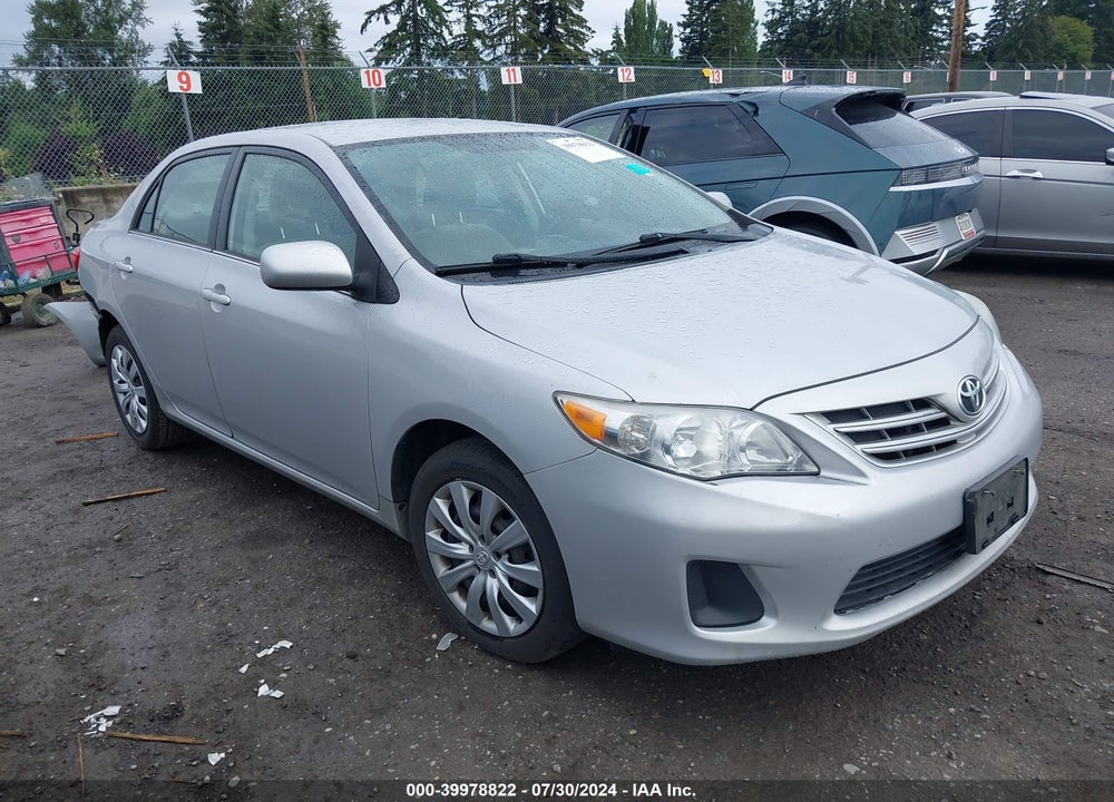 2013 TOYOTA COROLLA LE VIN: 2T1BU4EE9DC006173