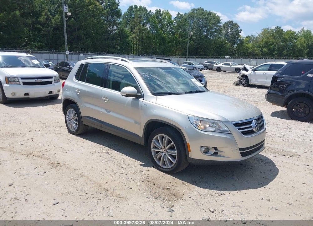 2010 VOLKSWAGEN TIGUAN WOLFSBURG EDITION VIN: WVGAV7AX7AW516294