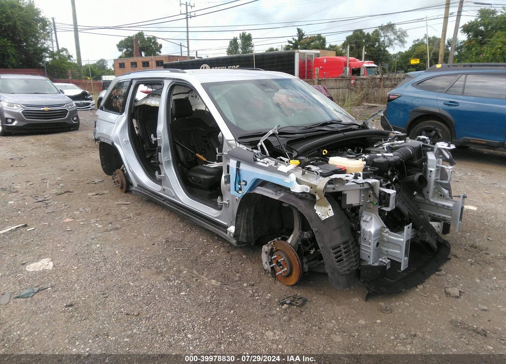 2024 JEEP GRAND CHEROKEE LIMITED 4X4 VIN: 1C4RJHBG2RC679892