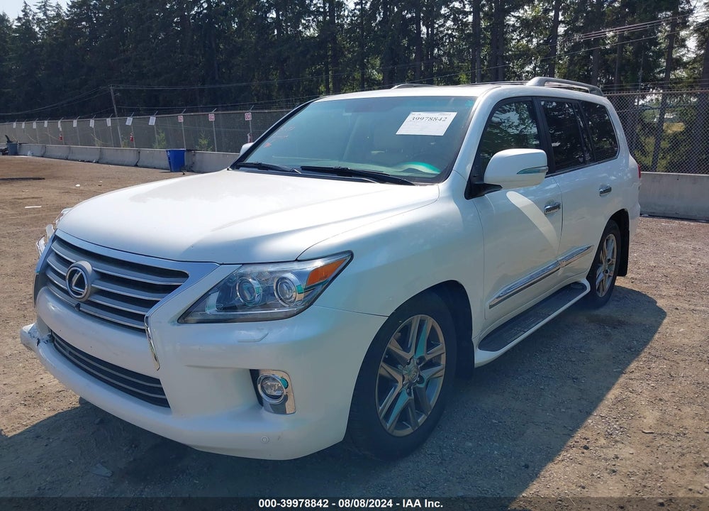 2014 LEXUS LX 570 VIN: JTJHY7AX8E4139239