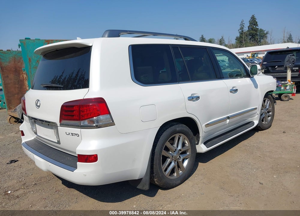 2014 LEXUS LX 570 VIN: JTJHY7AX8E4139239