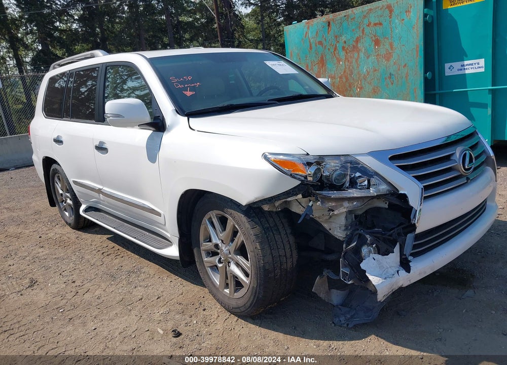2014 LEXUS LX 570 VIN: JTJHY7AX8E4139239
