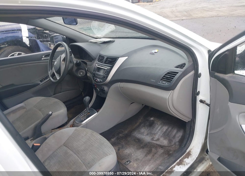 2016 HYUNDAI ACCENT SE VIN: KMHCT4AE8GU966195