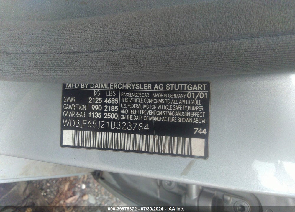 2001 MERCEDES-BENZ E 320 VIN: WDBJF65J21B323784