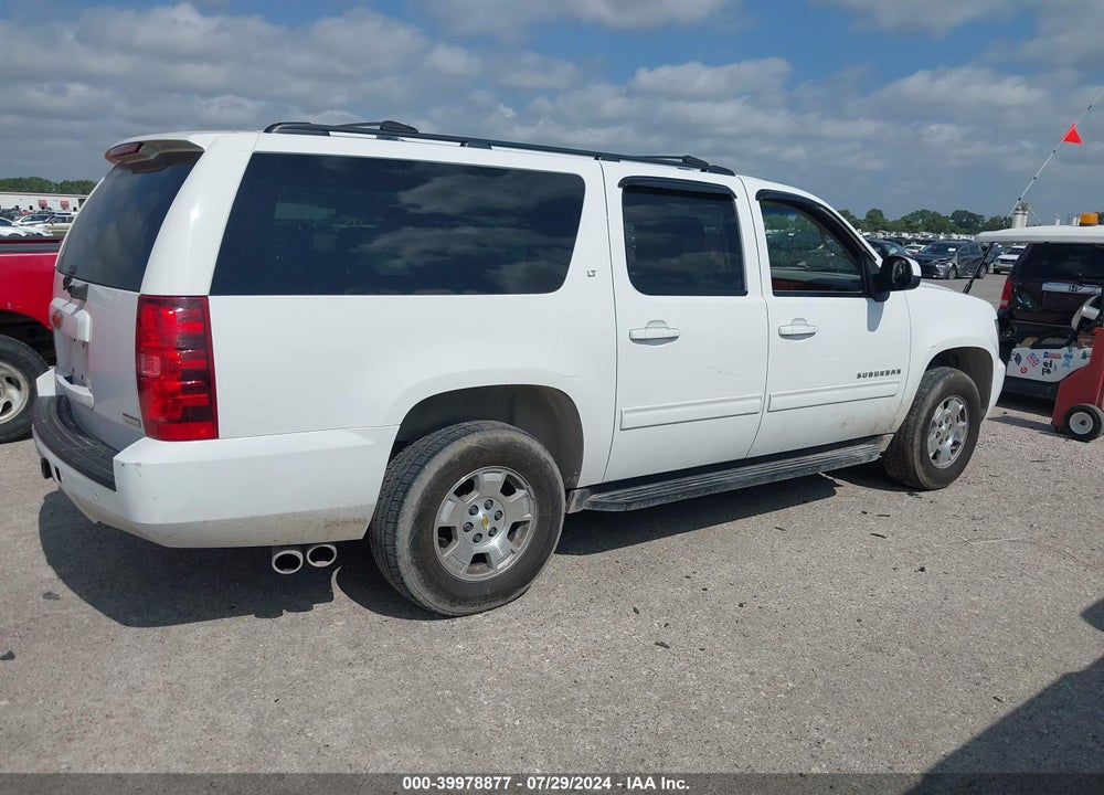 2011 CHEVROLET SUBURBAN 1500 LT1 VIN: 1GNSCJE01BR319282