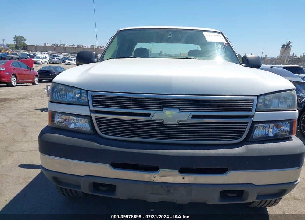 2005 CHEVROLET SILVERADO 2500HD LS VIN: 1GCHK23U95F932659
