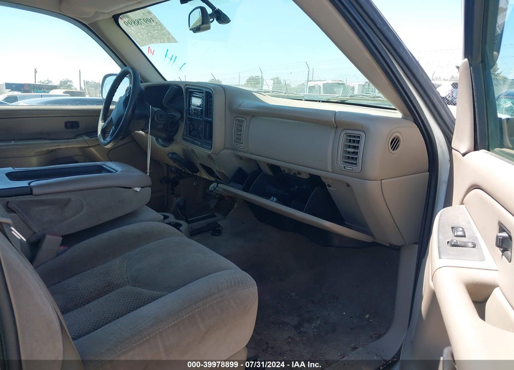 2005 CHEVROLET SILVERADO 2500HD LS VIN: 1GCHK23U95F932659