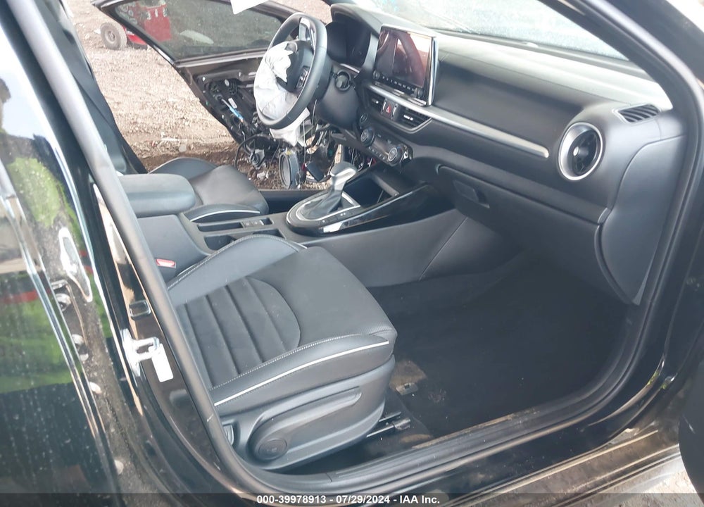 2024 KIA FORTE GT LINE VIN: 3KPF54ADXRE774961