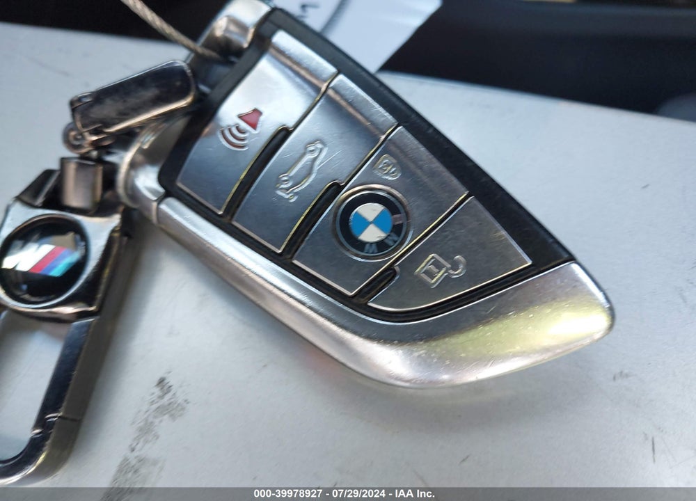 2016 BMW 740I VIN: WBA7E2C51GG548350
