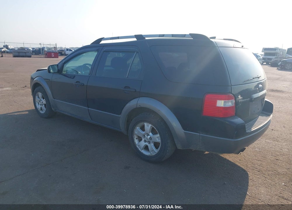 2007 FORD FREESTYLE SEL VIN: 1FMZK02127GA09917