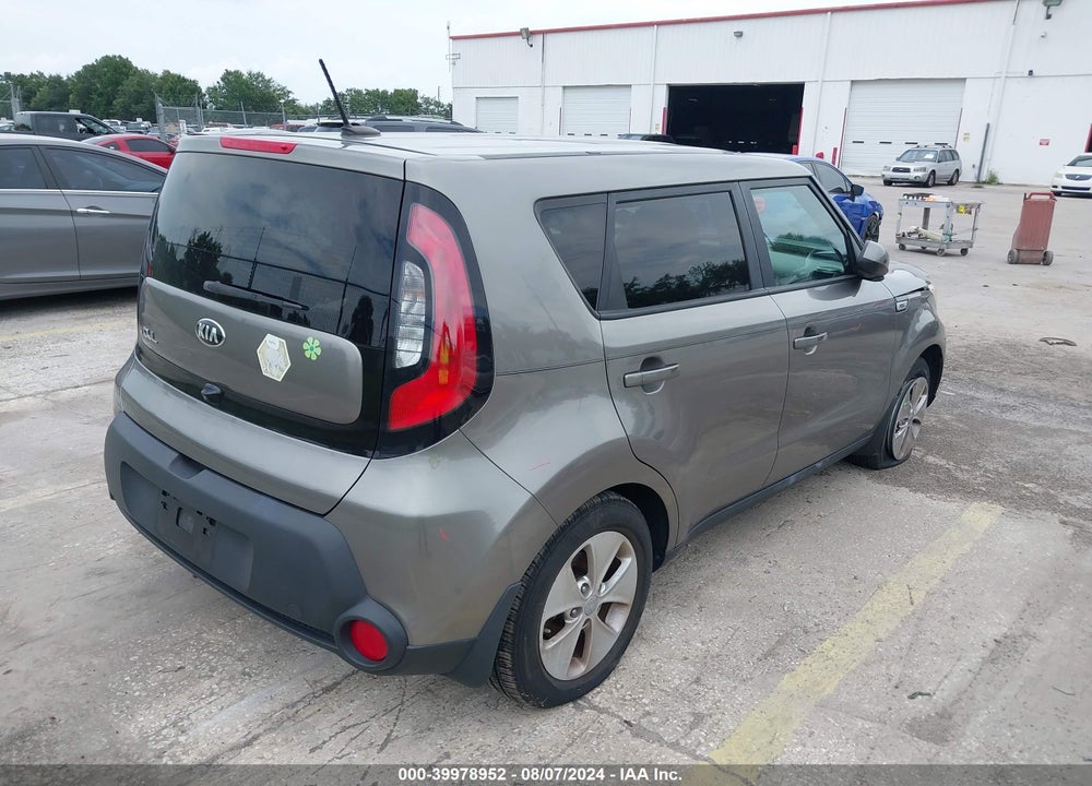 2016 KIA SOUL VIN: KNDJN2A22G7368182