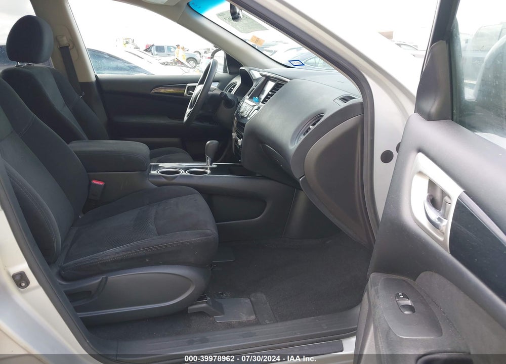 2015 NISSAN PATHFINDER S VIN: 5N1AR2MN7FC723181