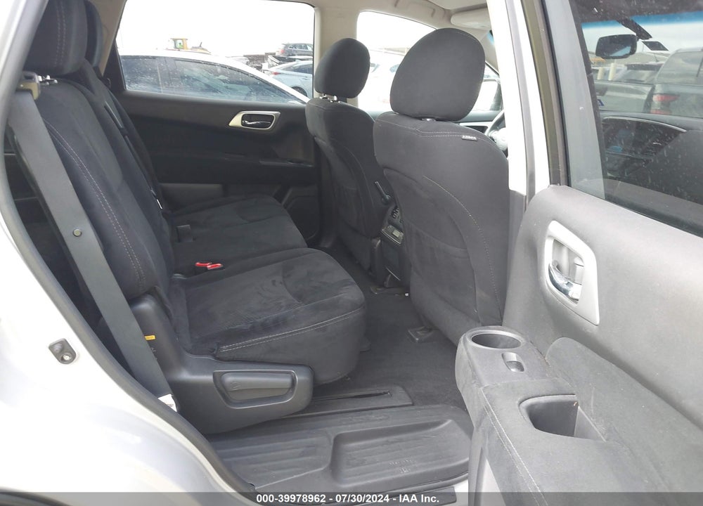 2015 NISSAN PATHFINDER S VIN: 5N1AR2MN7FC723181
