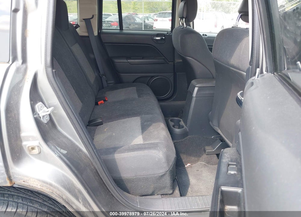 2011 JEEP COMPASS VIN: 1J4NF1FB0BD280155