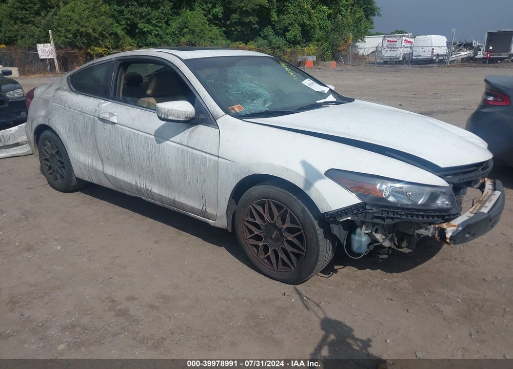 2011 HONDA ACCORD 2.4 EX-L VIN: 1HGCS1B83BA011380