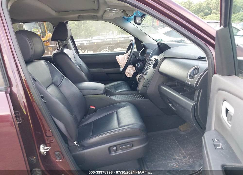 2014 HONDA PILOT EX-L VIN: 5FNYF4H55EB055657