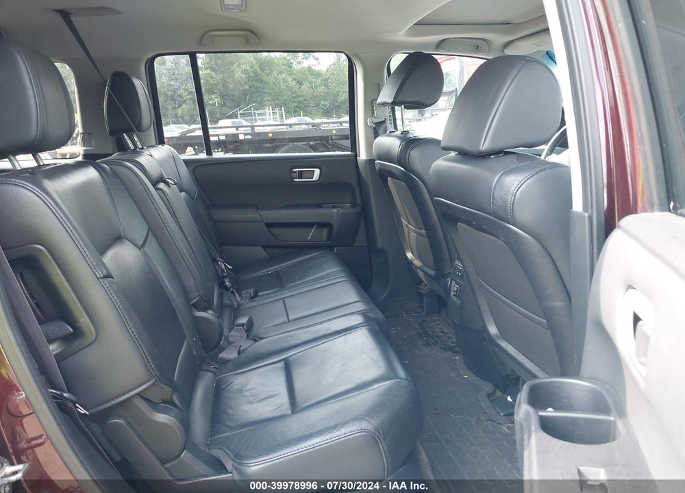 2014 HONDA PILOT EX-L VIN: 5FNYF4H55EB055657