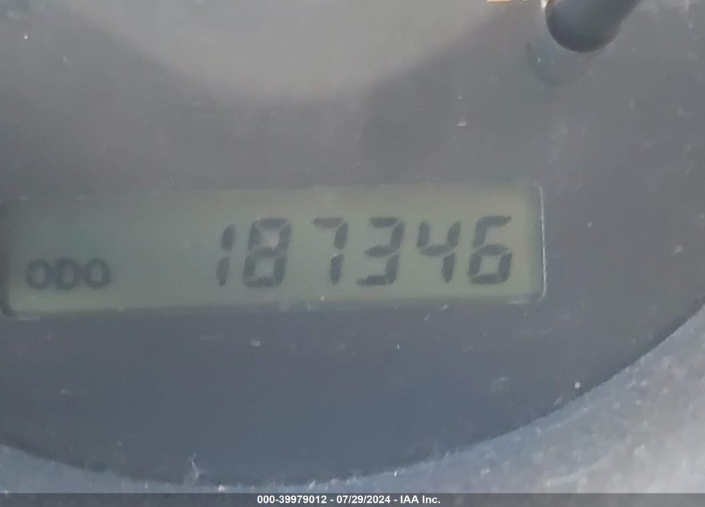 2005 CHEVROLET AVEO LT VIN: KL1TG526X5B413392