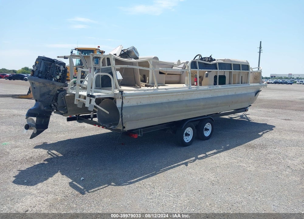 2011 BENNINGTON 227FS VIN: ETW698751011