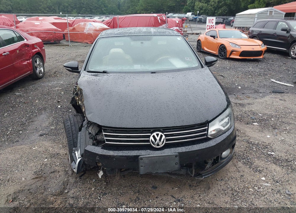 2013 VOLKSWAGEN EOS KOMFORT/SPORT VIN: WVWBW8AH4DV001137