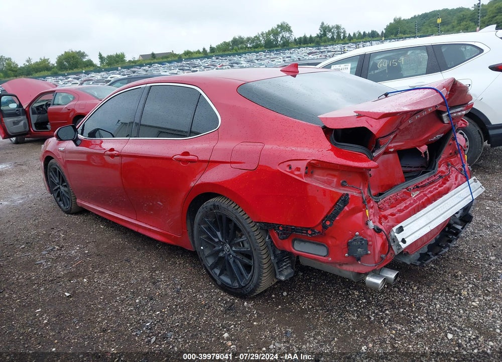 2021 TOYOTA CAMRY VIN: 4T1K31AK0MU021267