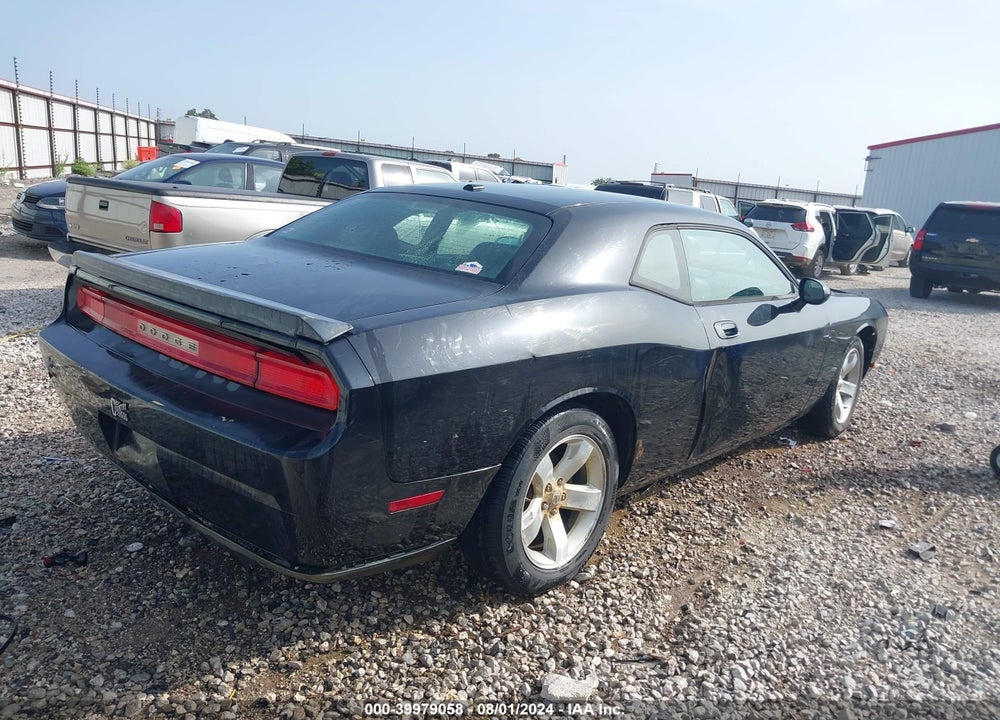 2009 DODGE CHALLENGER SE VIN: 2B3LJ44V19H522640