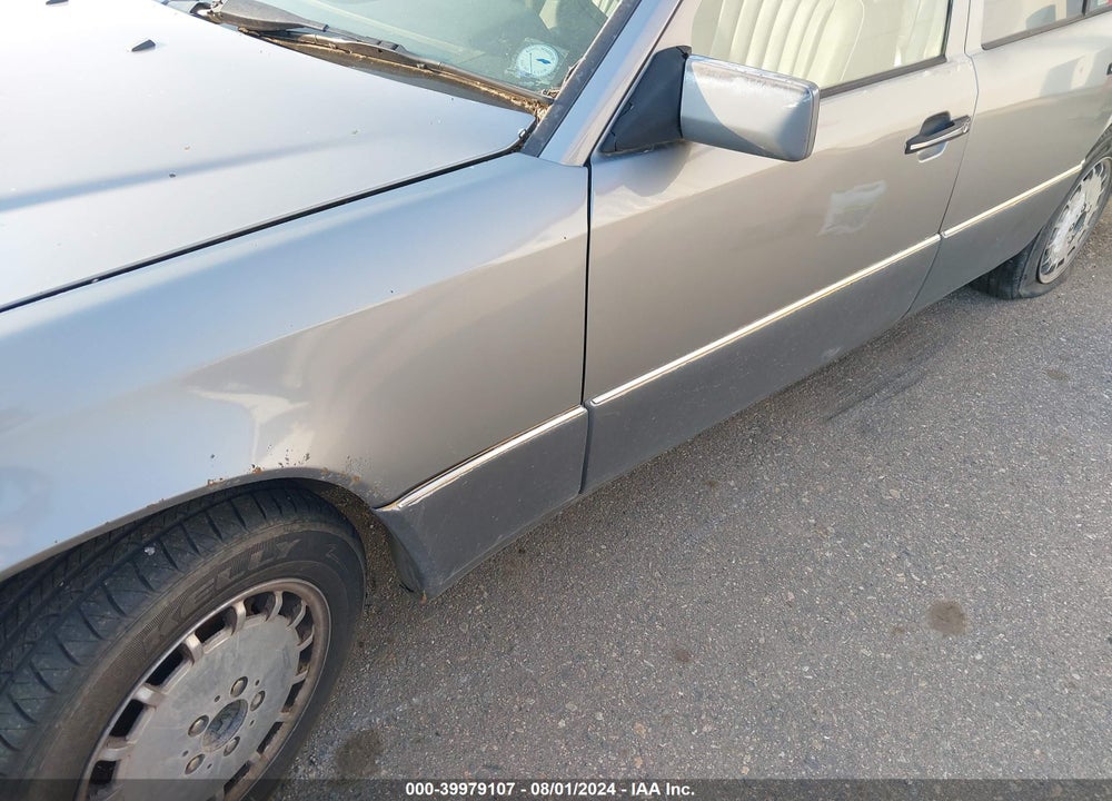 1992 MERCEDES-BENZ 300 TE VIN: WDBEA90D4NF214180