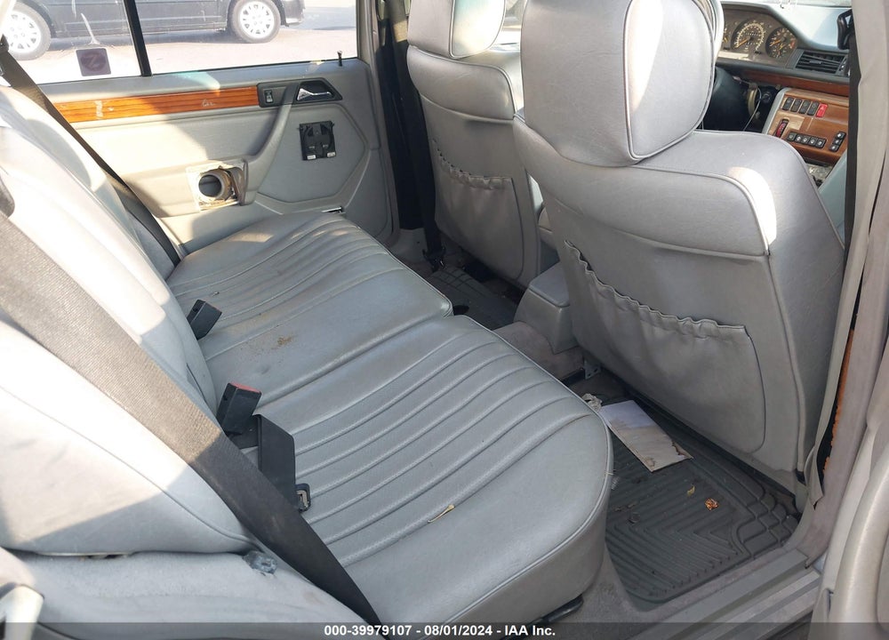 1992 MERCEDES-BENZ 300 TE VIN: WDBEA90D4NF214180