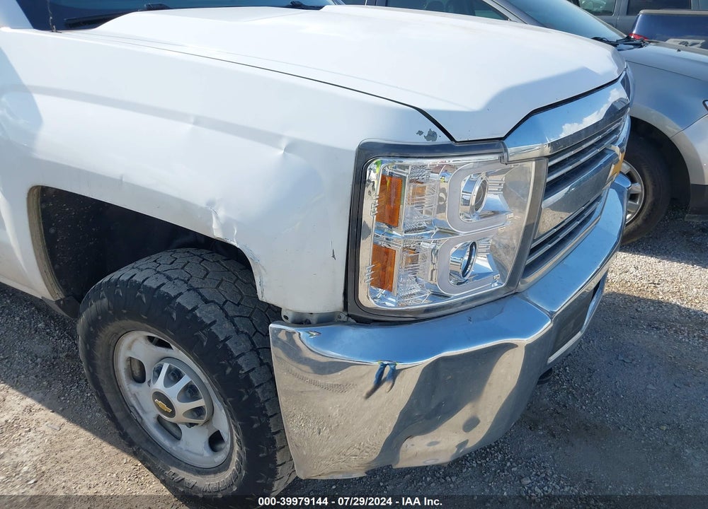 2015 CHEVROLET SILVERADO 2500HD WT VIN: 1GC1KUEGXFF179181