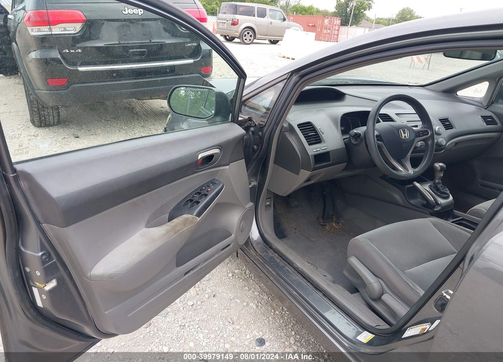 2010 HONDA CIVIC LX VIN: 19XFA1E51AE047418