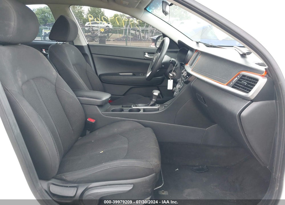 2019 KIA OPTIMA LX VIN: 5XXGT4L36KG345618