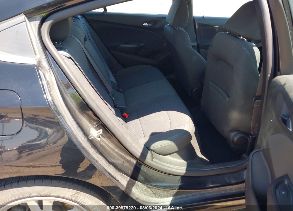 2017 CHEVROLET CRUZE VIN: 1G1BE5SM4H7208174
