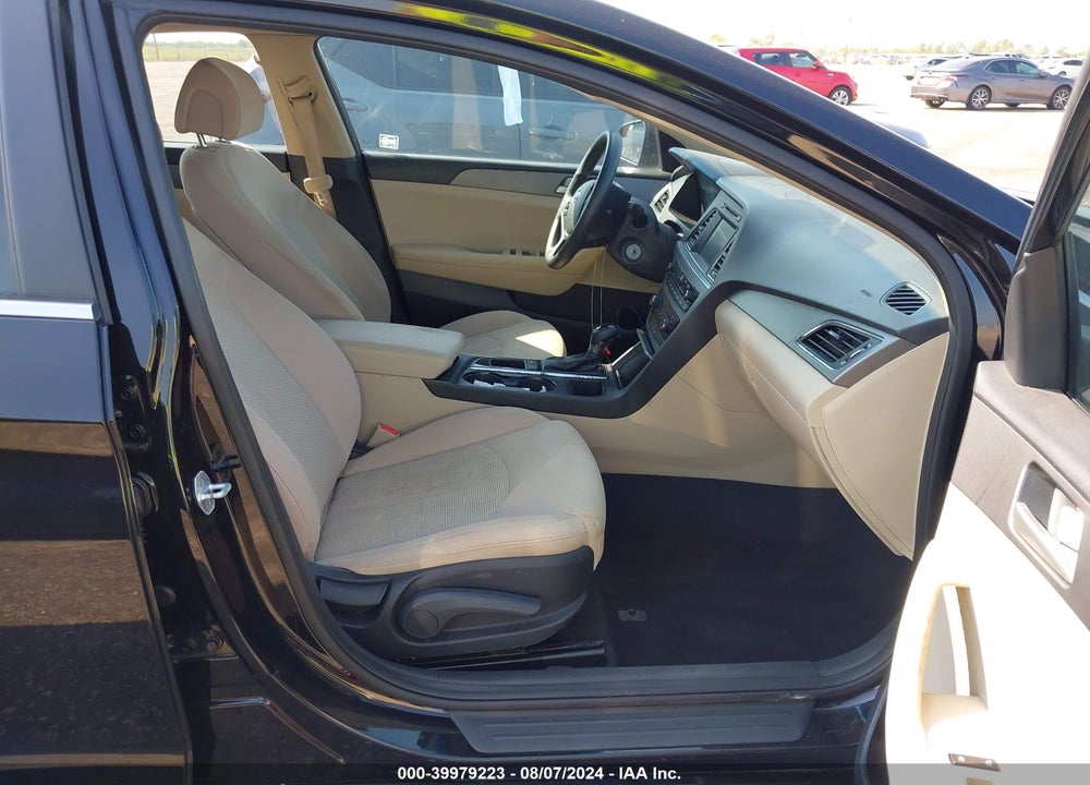2016 HYUNDAI SONATA SE VIN: 5NPE24AFXGH291761