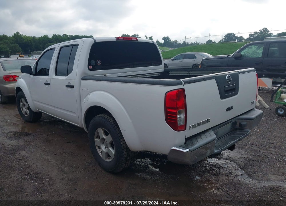 2005 NISSAN FRONTIER SE VIN: 1N6AD07U85C425647