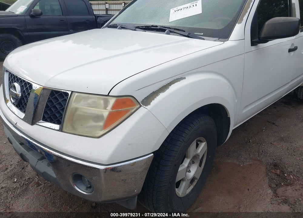 2005 NISSAN FRONTIER SE VIN: 1N6AD07U85C425647