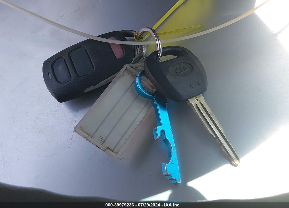 2012 KIA SEDONA LX VIN: KNDMG4C74C6494295