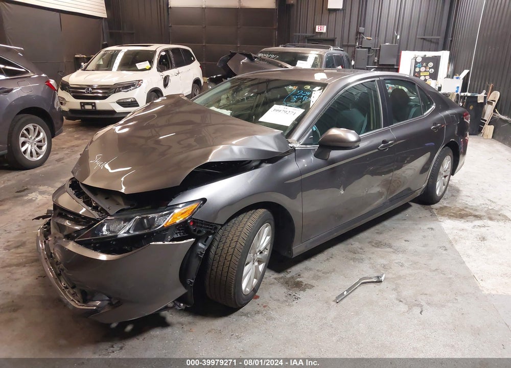2019 TOYOTA CAMRY LE VIN: 4T1B11HK2KU831850