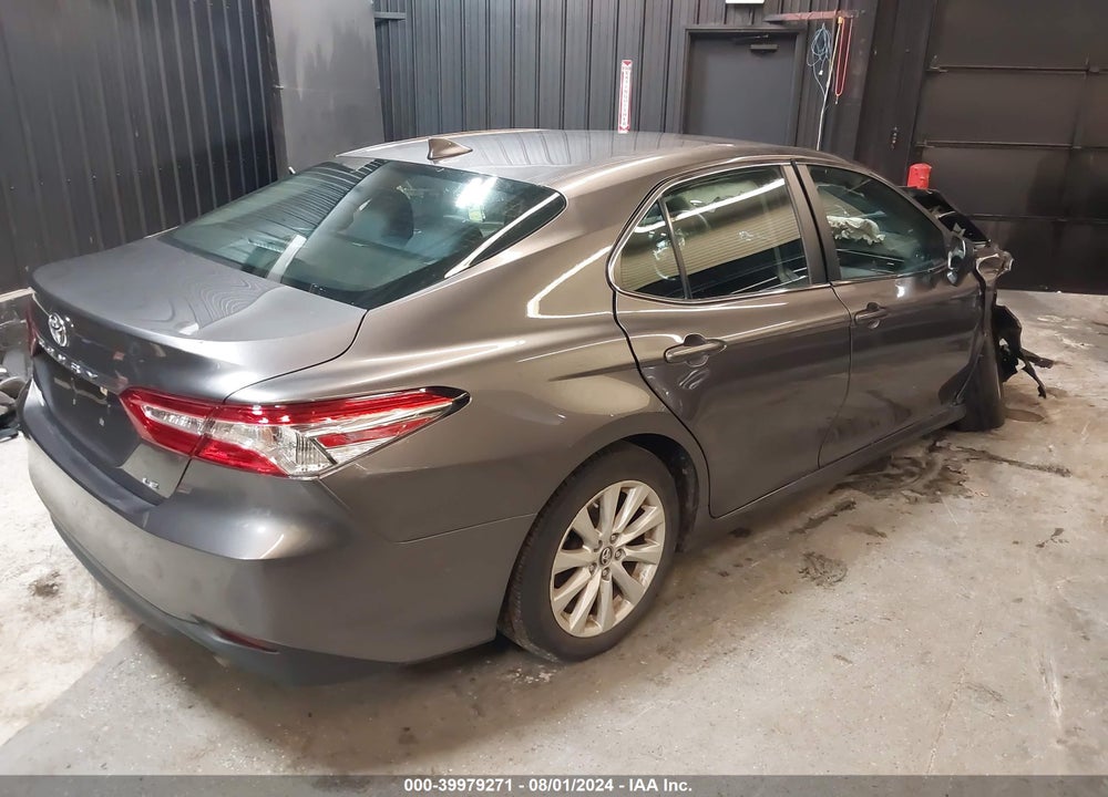 2019 TOYOTA CAMRY LE VIN: 4T1B11HK2KU831850