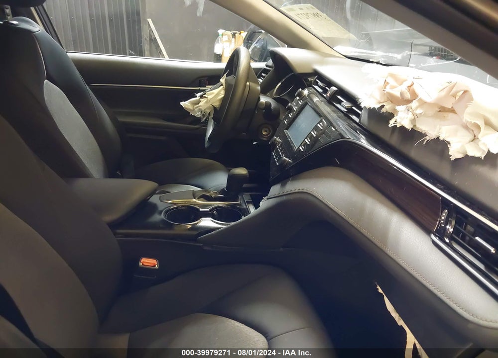 2019 TOYOTA CAMRY LE VIN: 4T1B11HK2KU831850