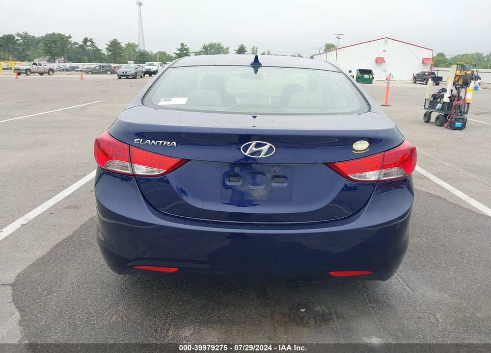 2013 HYUNDAI ELANTRA GLS VIN: 5NPDH4AE1DH426400