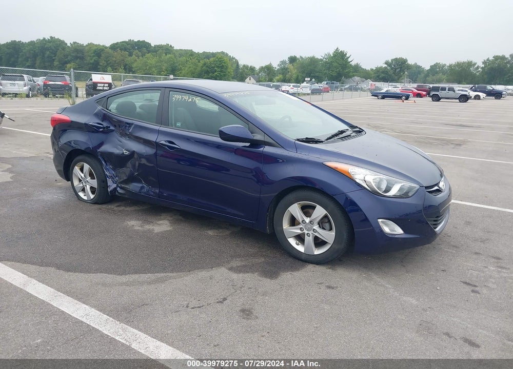 2013 HYUNDAI ELANTRA GLS VIN: 5NPDH4AE1DH426400
