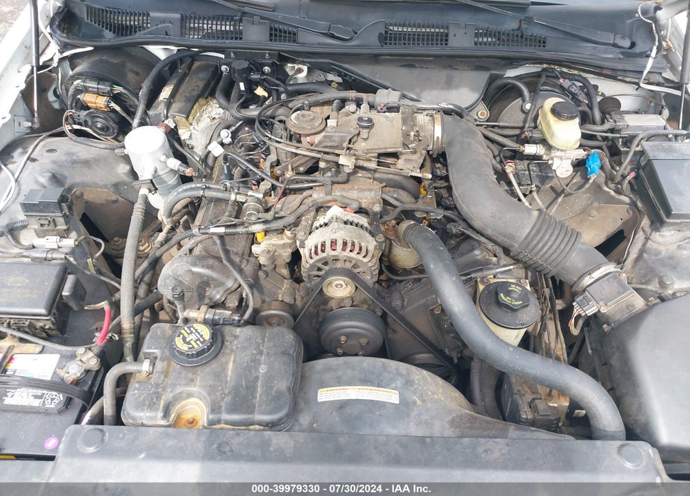 1999 FORD CROWN VICTORIA POLICE INTERCEPTOR VIN: 2FAFP71W2XX198227